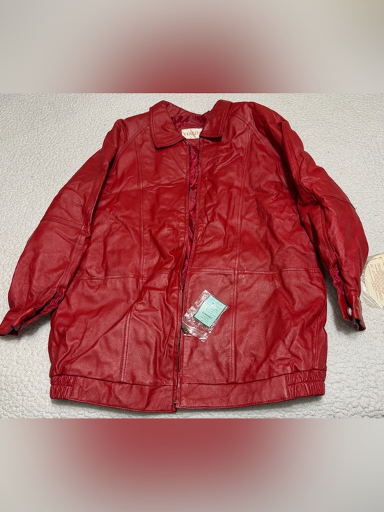 Venezia Jackets & Blazers - Vintage VENEZIA GENUINE Leather COLLARED Red Coat Fully Lined Insulated A8